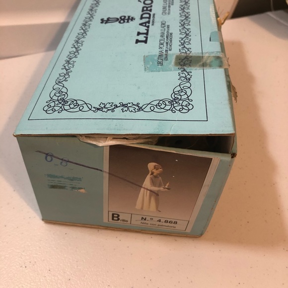 Lladro, Porcelain figurine, #4868 Girl with candle - Picture 4 of 4